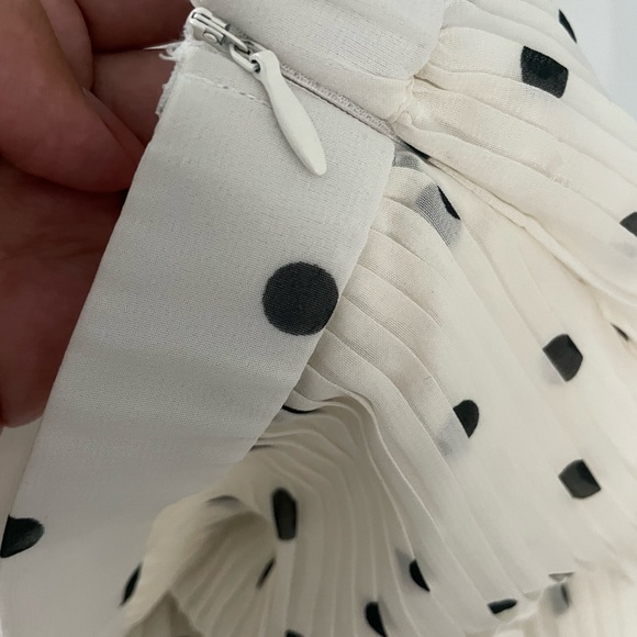 Zara shorts xs - Picture 3 of 6